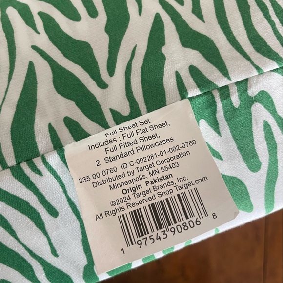 MUST GO! MOVING SALE! DVF for Target FULL Sea Green 400 TC Sheet Set - Picture 2 of 4